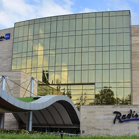 Radisson Blu Hotel Γιερεβάν Εξωτερικό φωτογραφία Radisson Blu Hotel, Vilnius