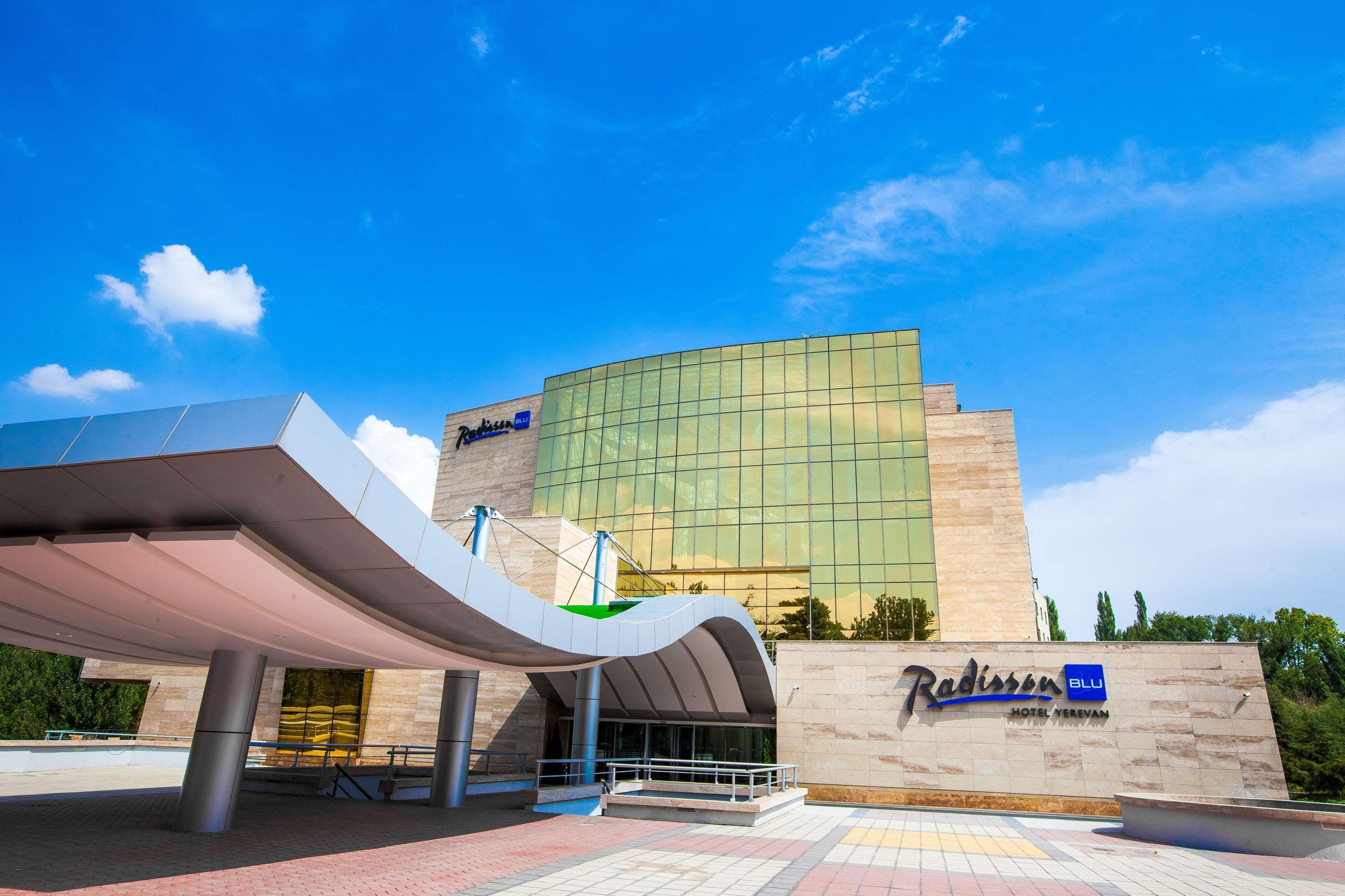 Radisson Blu Hotel Γιερεβάν Εξωτερικό φωτογραφία Radisson Blu Hotel, Bucharest