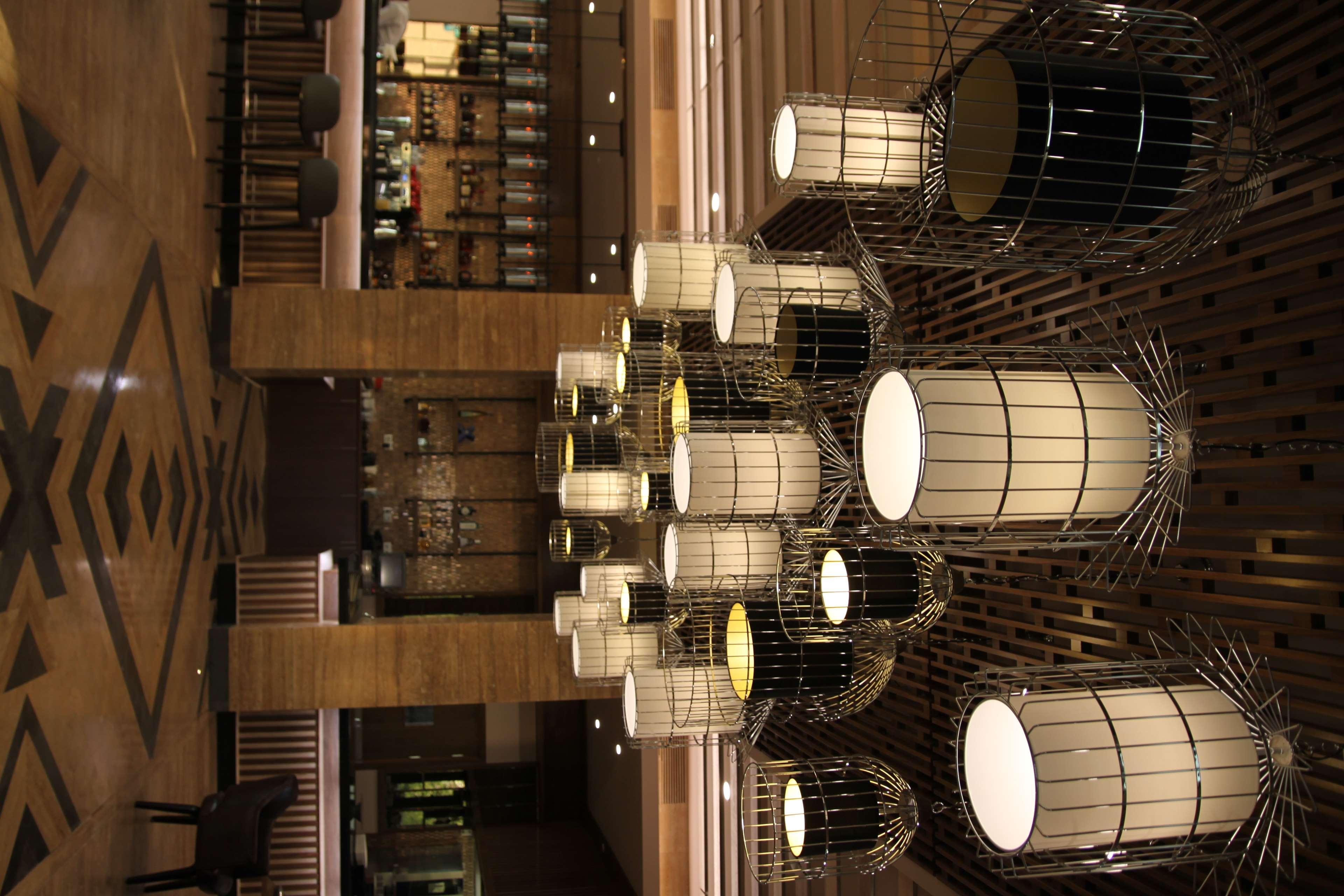 Radisson Blu Hotel Γιερεβάν Εξωτερικό φωτογραφία The interior of the hotel